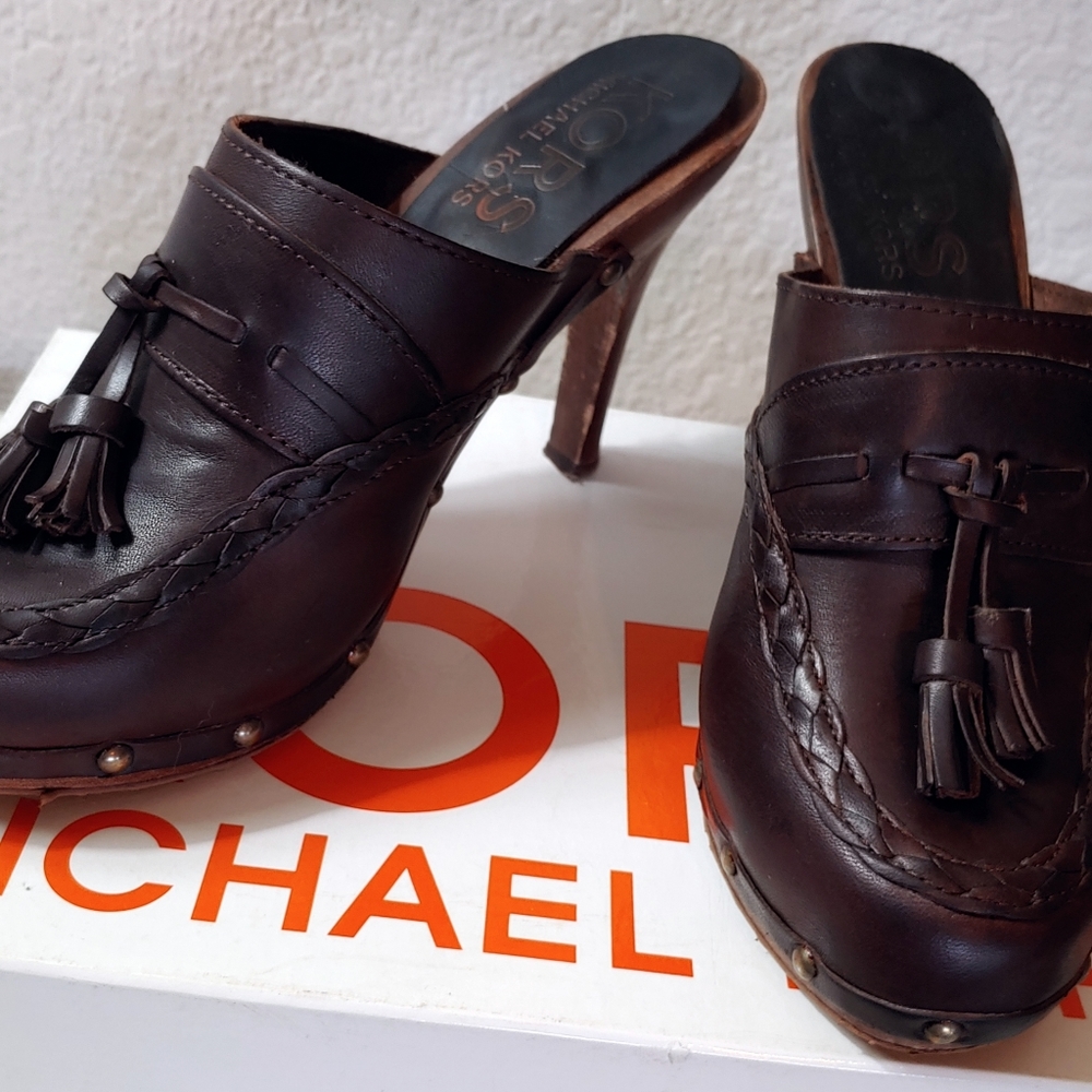 Authentic Kors by Michael Kors Platform Clog - Picture 2 of 8